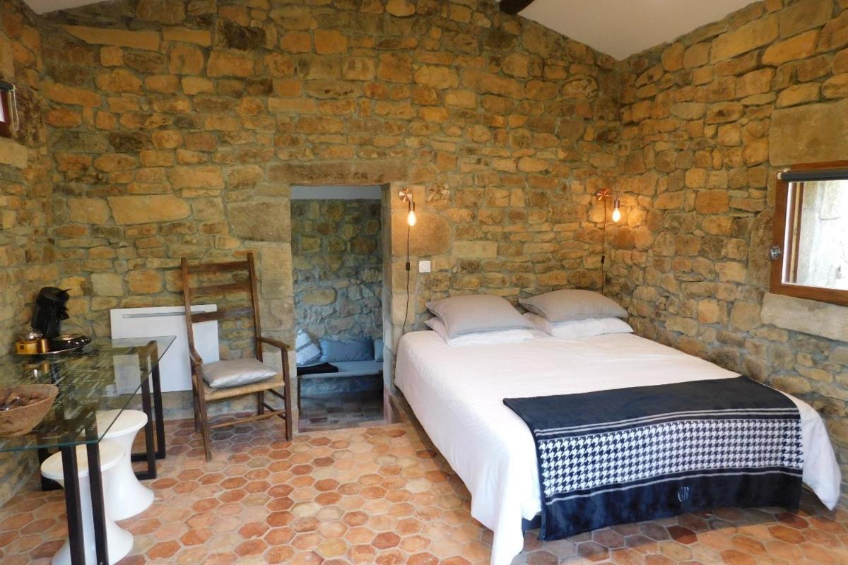 Chambre D'Hotes Les Cerisiers Vesseaux Exteriér fotografie