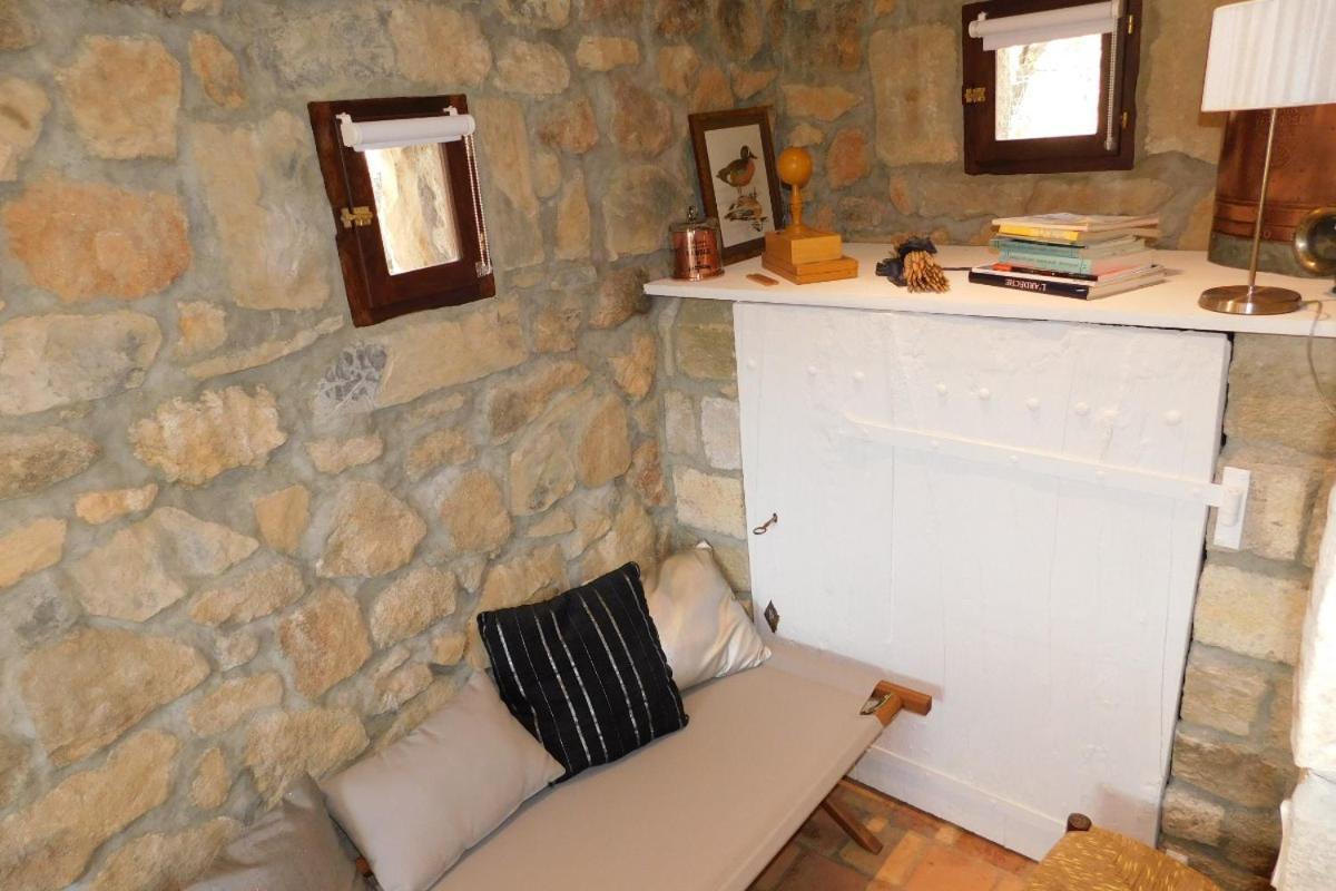 Chambre D'Hotes Les Cerisiers Vesseaux Exteriér fotografie